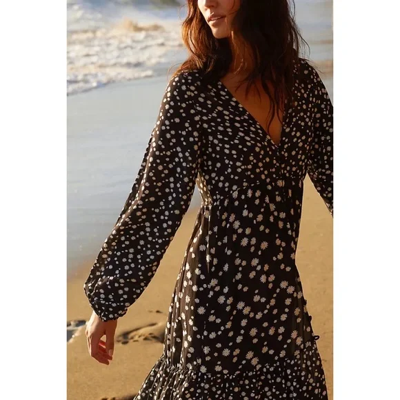 Maaji Cover Up Dress Kimono - Picture 3 of 6